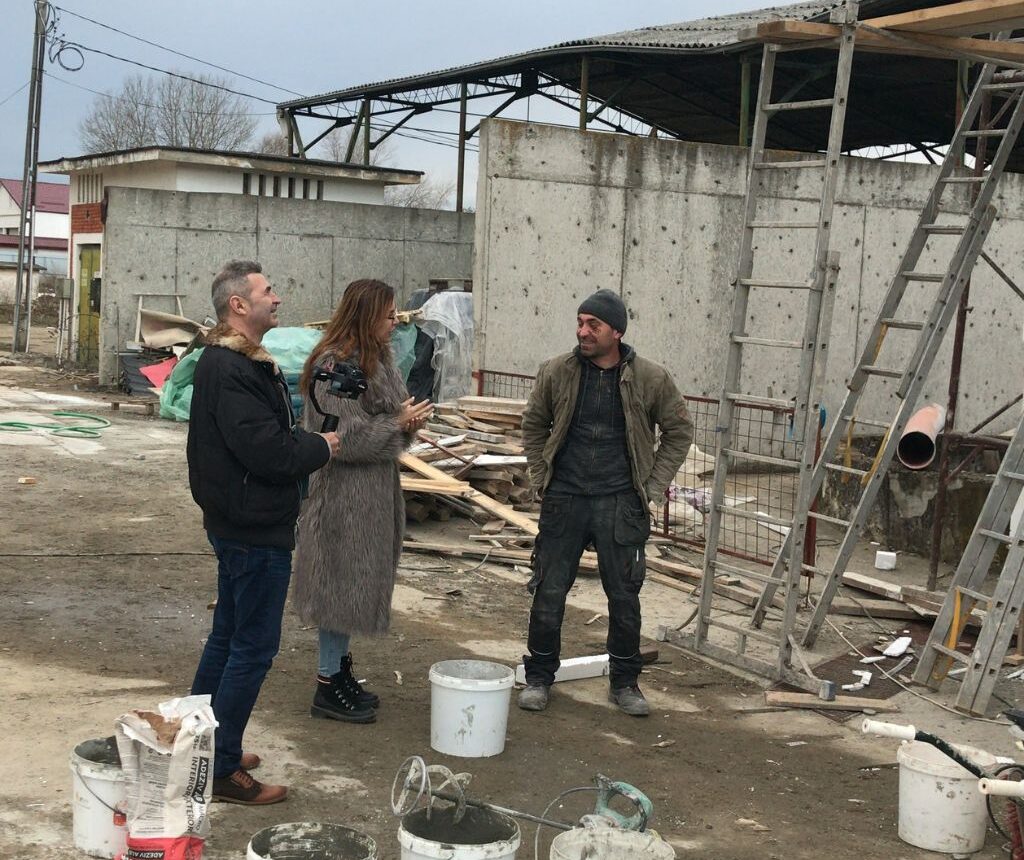 muncitori straini in Romania pe santier