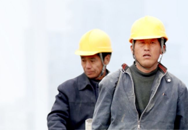 recrutare personal asiatic industria minieră